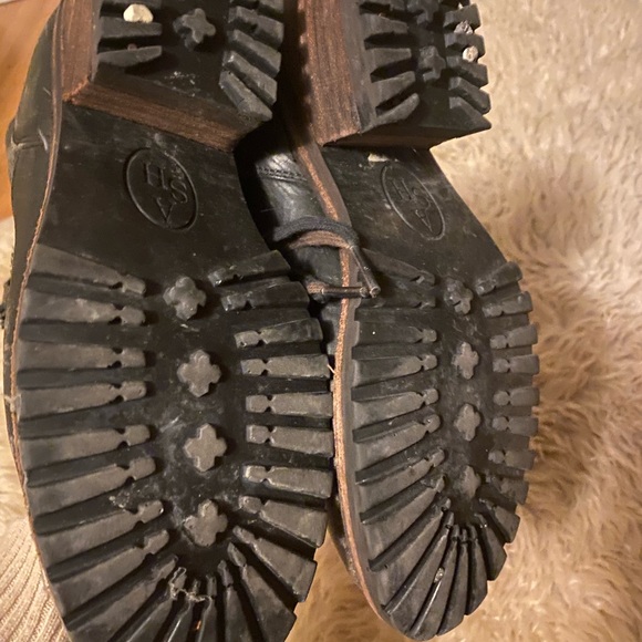 Free People Black distressed leather boots. Size 8.5. - Picture 3 of 3